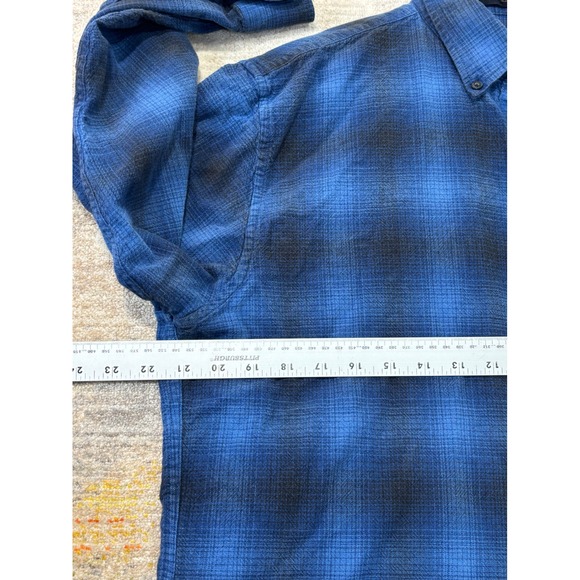 Pendleton Mens Blue Black Ombre Plaid Thomas Kay Button Down Shirt Large - Picture 4 of 9